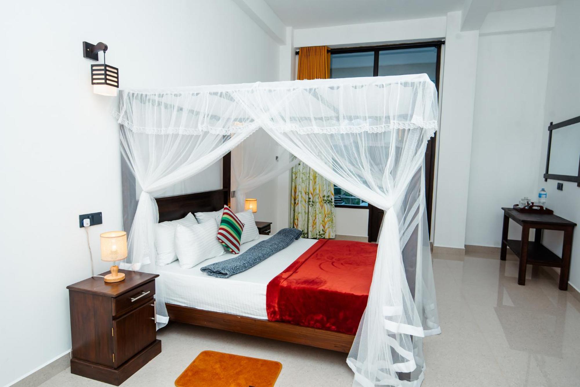 Adams Peak Inn Nallathanniya Dış mekan fotoğraf
