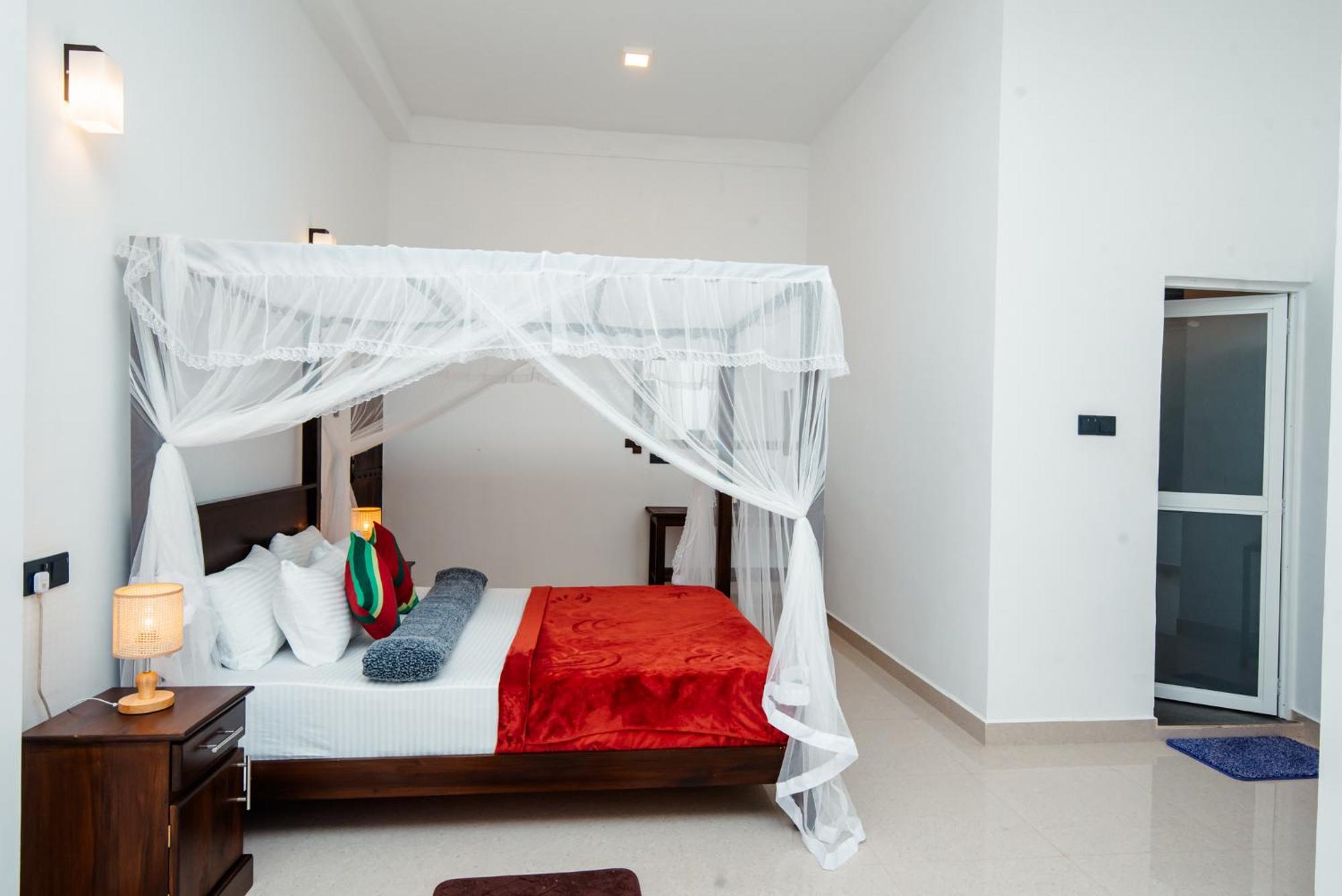 Adams Peak Inn Nallathanniya Dış mekan fotoğraf