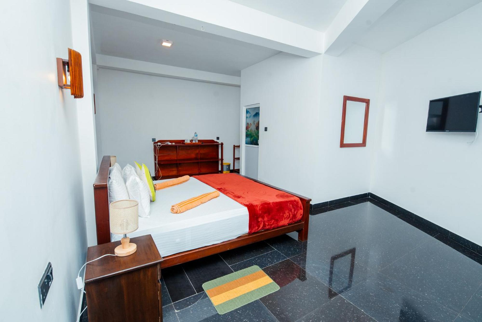 Adams Peak Inn Nallathanniya Dış mekan fotoğraf